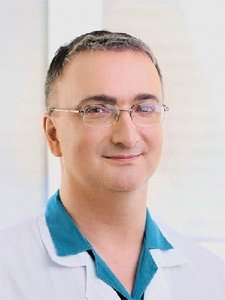 Денисов Михаил Юрьевич - д.м.н., профессор, автор сборника лекций «Клиническая педиатрия»