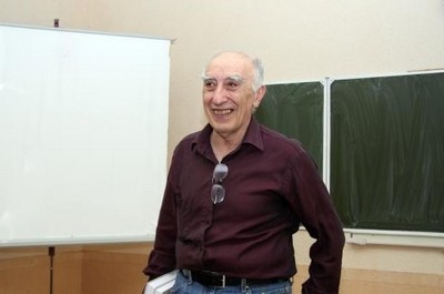Бабаян Борис Арташесович - переводчик книги «Микрокомпьютеры в физиологии»