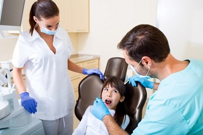 Санация полости рта у детей в стоматологической клинике